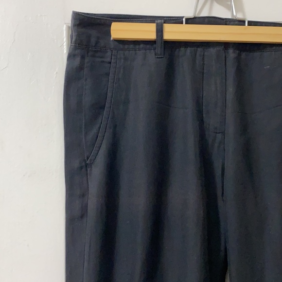 Aritzia | Babaton Black Tapered Dress Pants size 6 - Picture 2 of 8